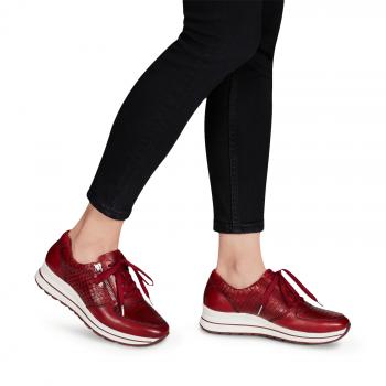 sportlicher Schnürhalbschuh aus Leder in der Farbe rot mit Wechselfußbett